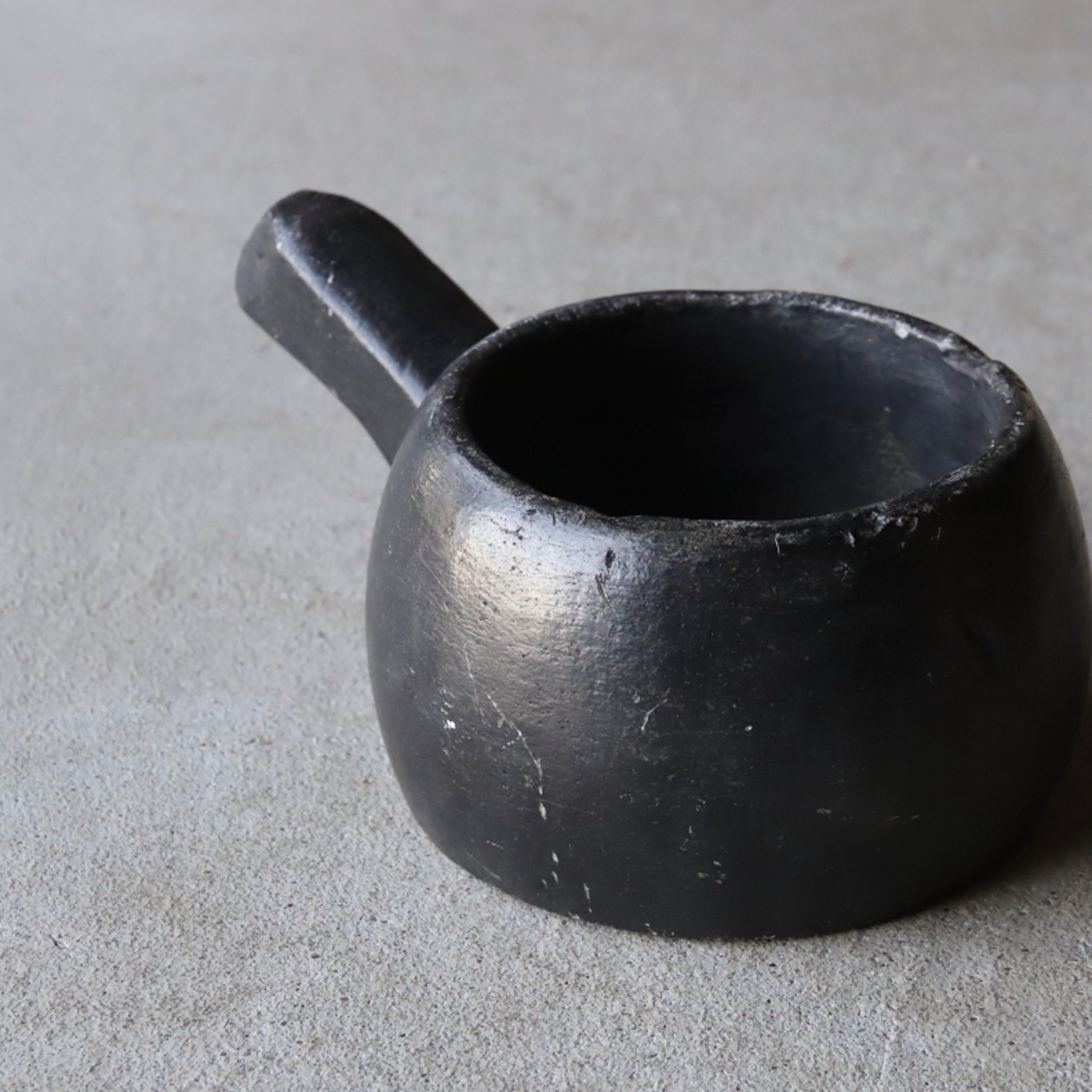 Korean Antique Talc pot with handleflower case Joseon Dynasty/1392-1897CE