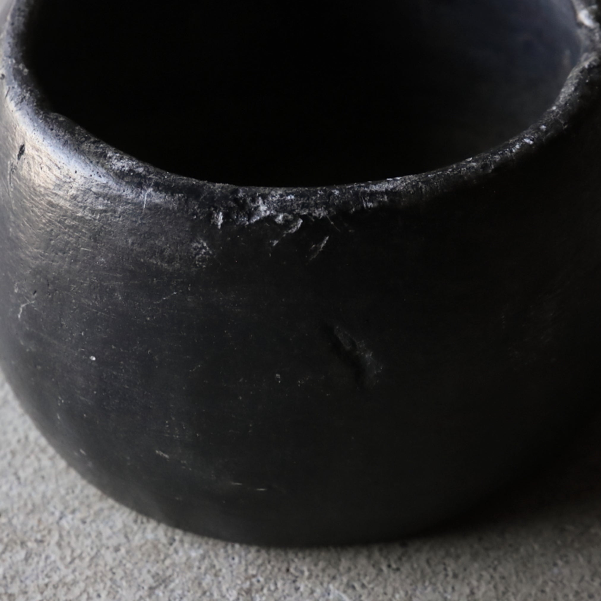 Korean Antique Talc pot with handleflower case Joseon Dynasty/1392-1897CE