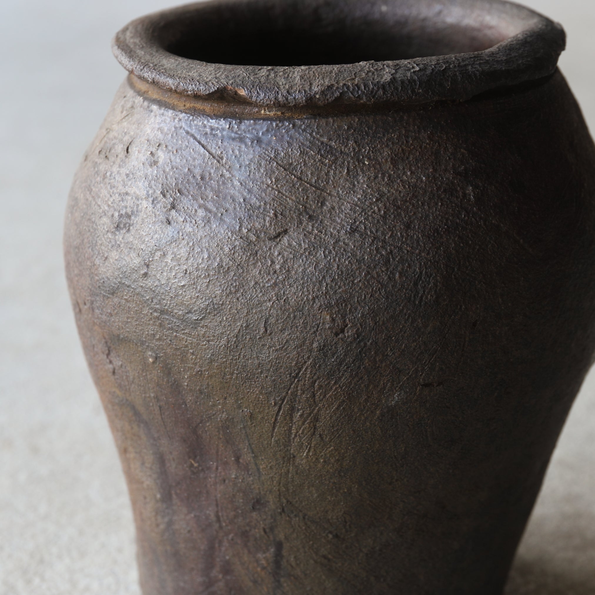 Antique Tokoname seed jar Muromachi/1336-1573CE