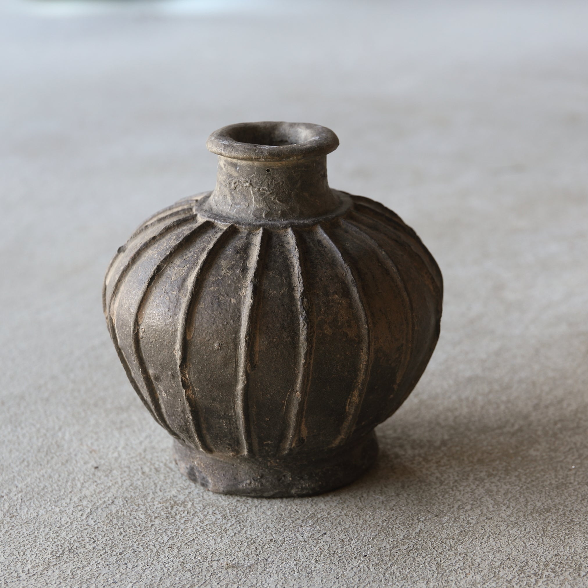 Ash pottery bottle