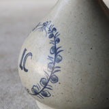 Imari Comprador blue glazed Bottle Edo/1603-1867CE