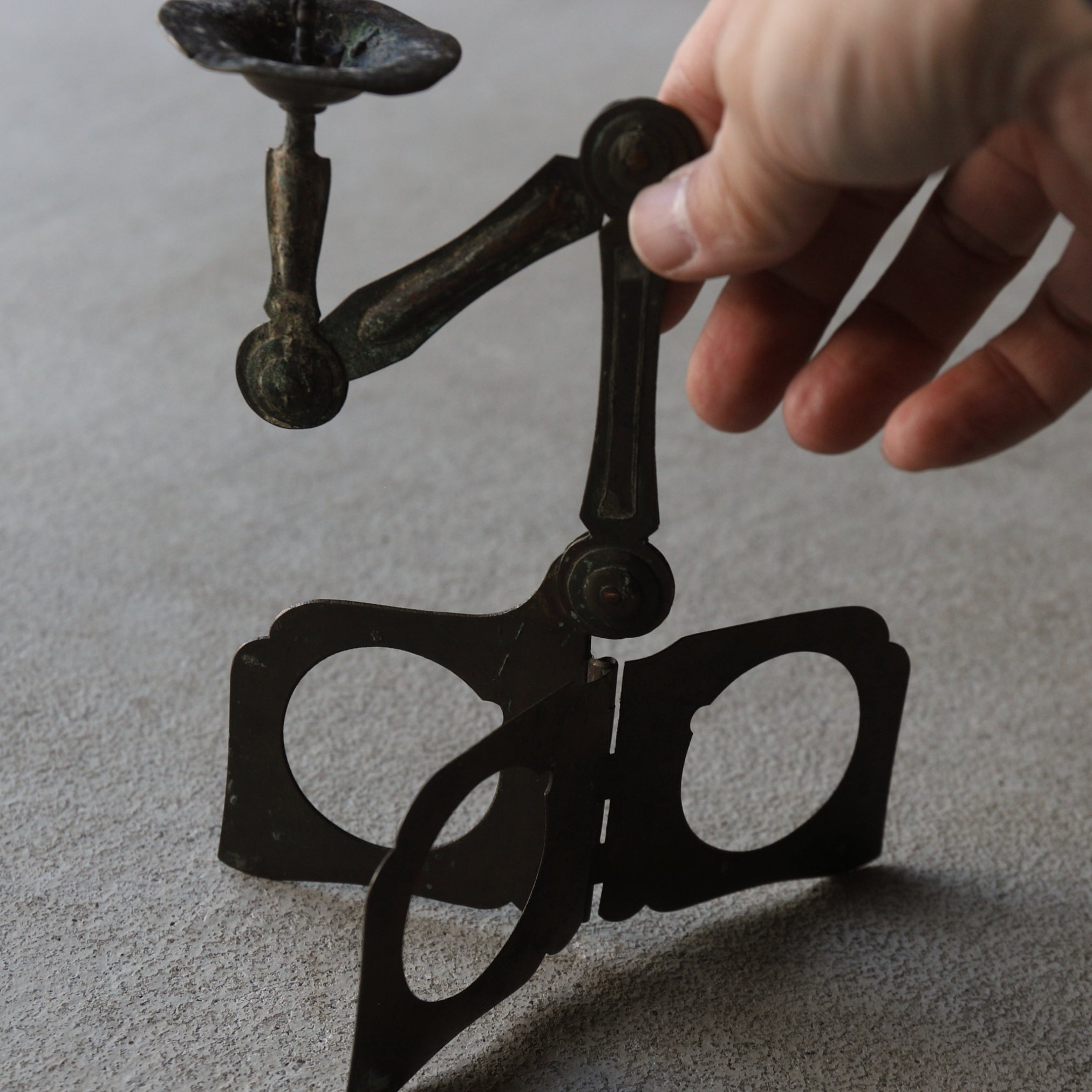 old bronze portable candlestick Meiji/1868-1912CE