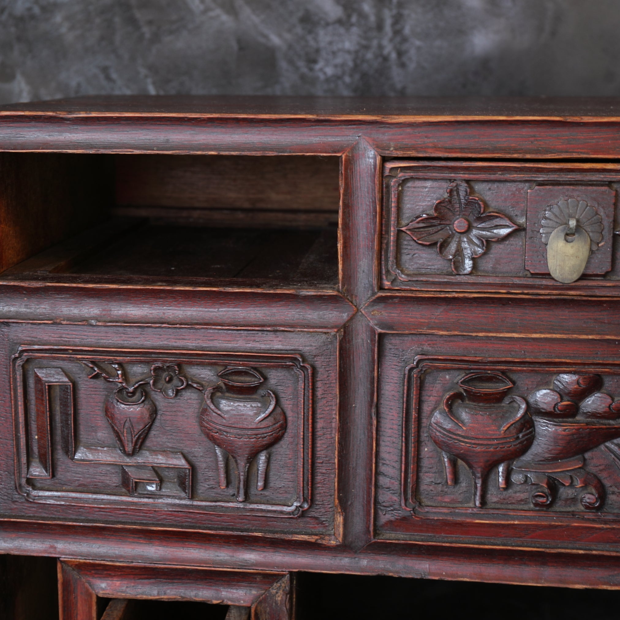 Korean Antique chest  Joseon Dynasty/1392-1897CE