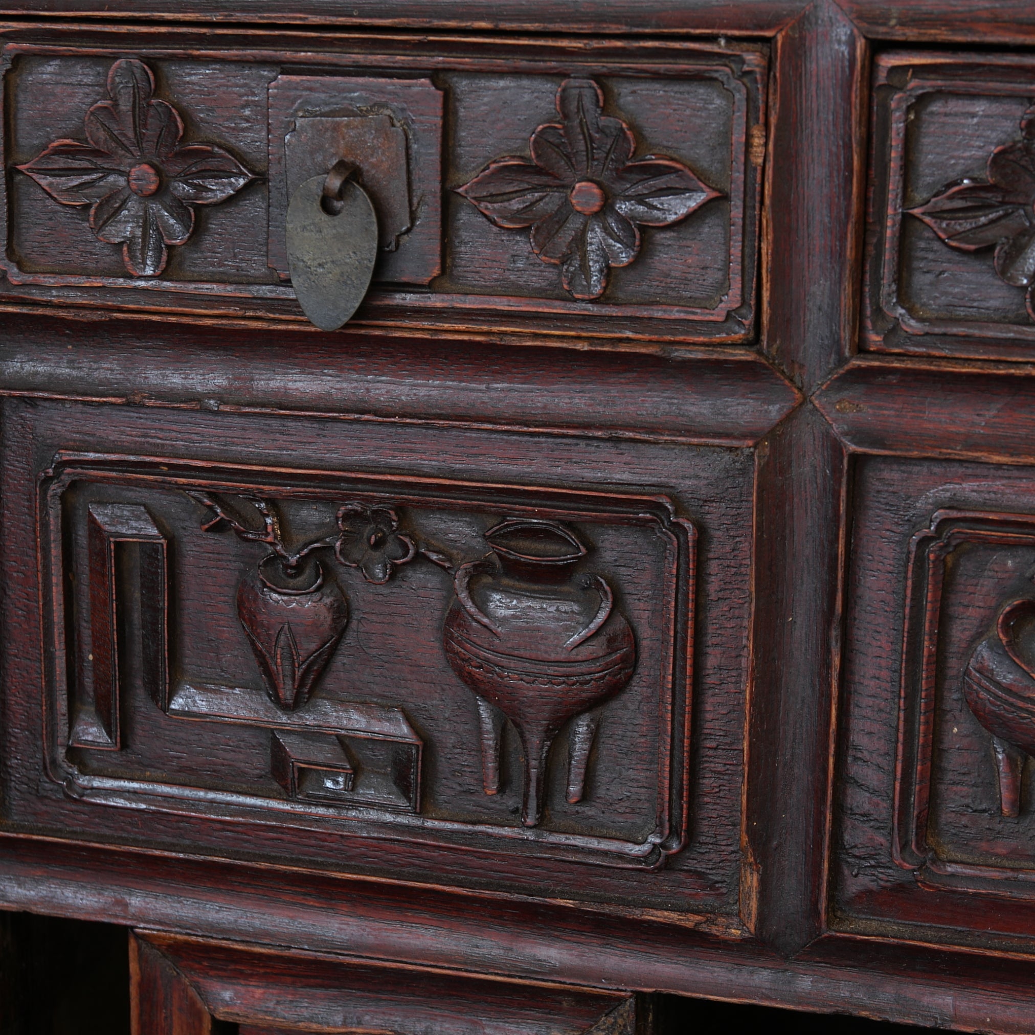 Korean Antique chest  Joseon Dynasty/1392-1897CE