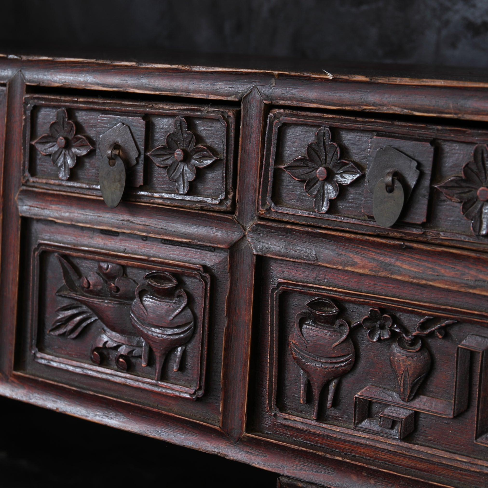 Korean Antique chest  Joseon Dynasty/1392-1897CE