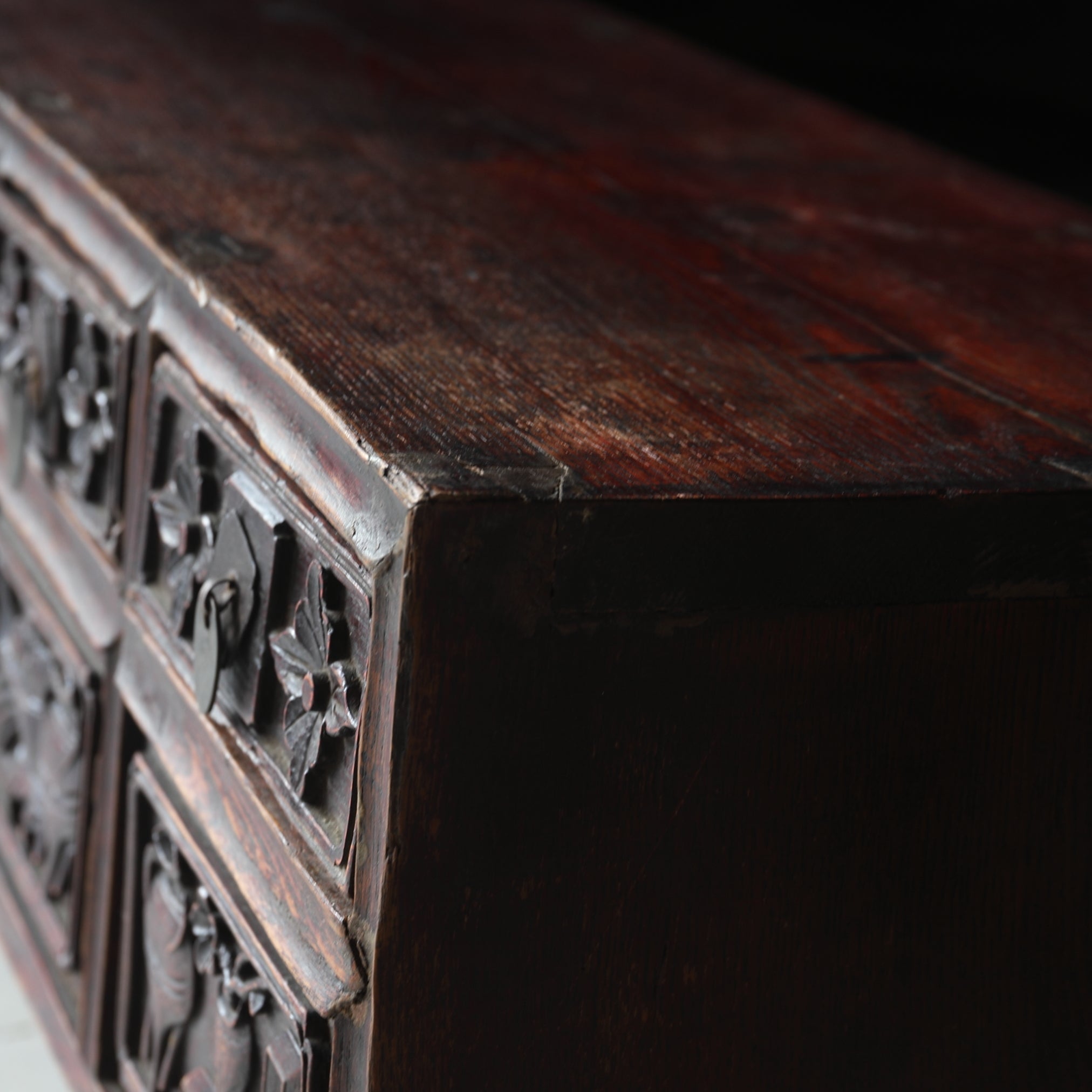 Korean Antique chest  Joseon Dynasty/1392-1897CE