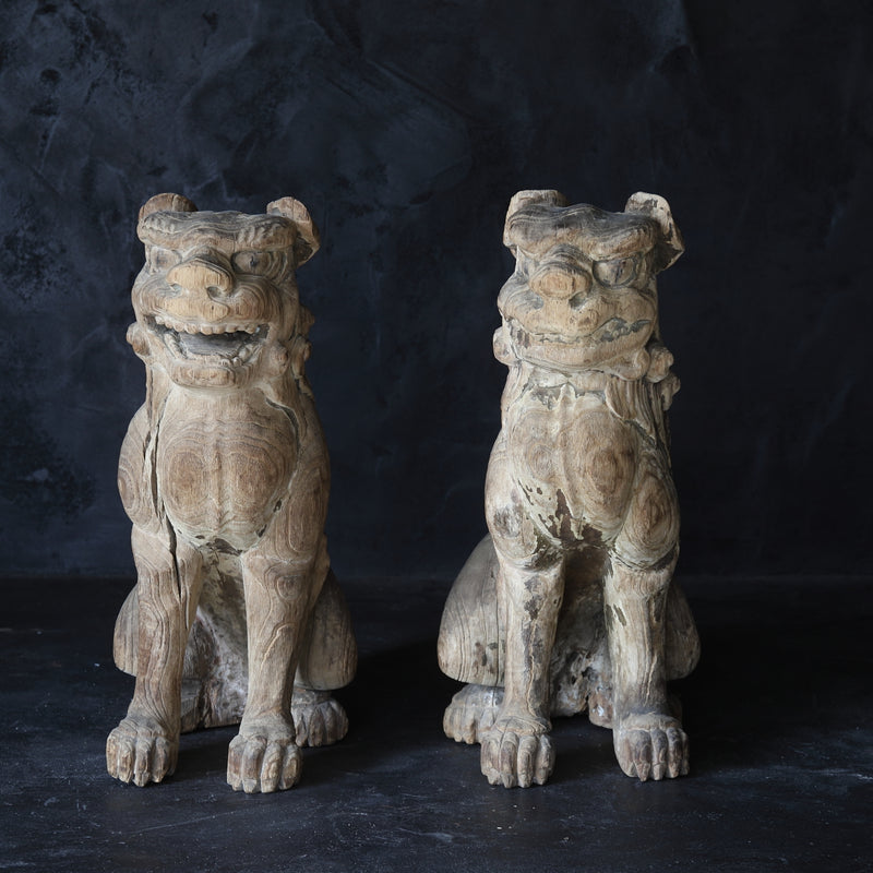A pair of lions Kamakura/1185-1333CE
