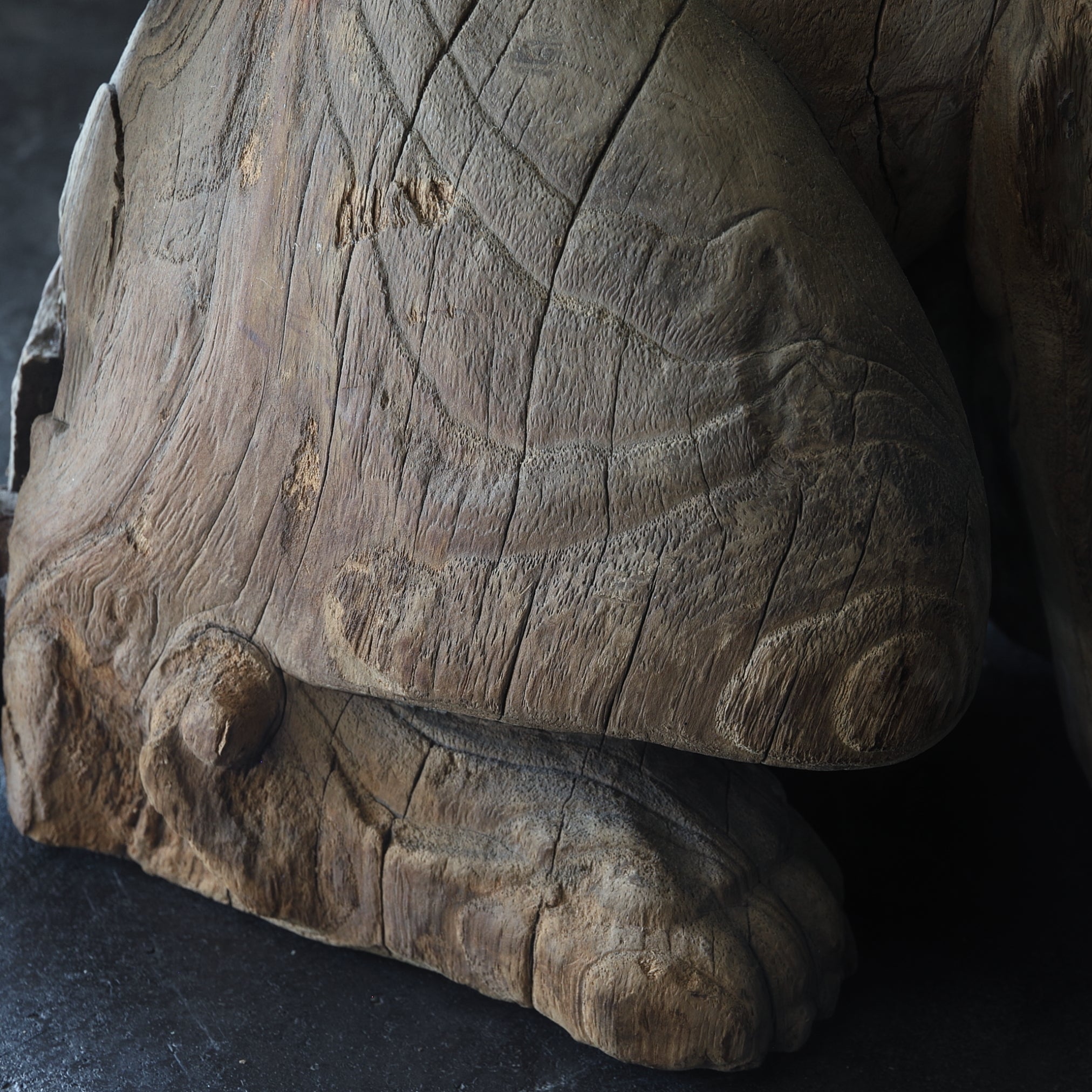 A pair of lions Kamakura/1185-1333CE