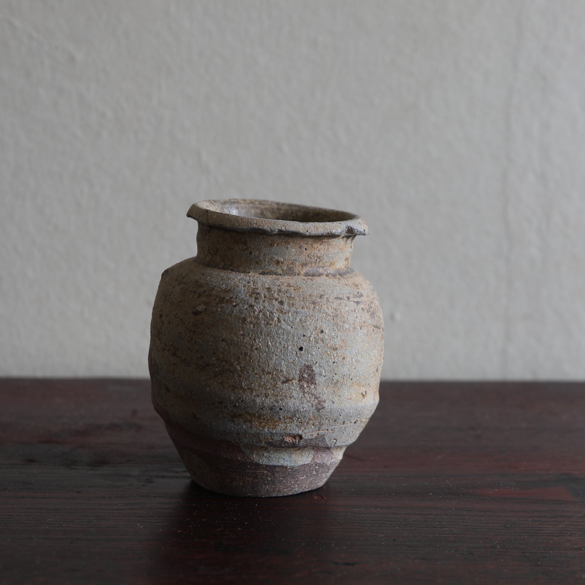 Ko-Seto Ash Glaze Small Pot Muromachi/1336-1573CE