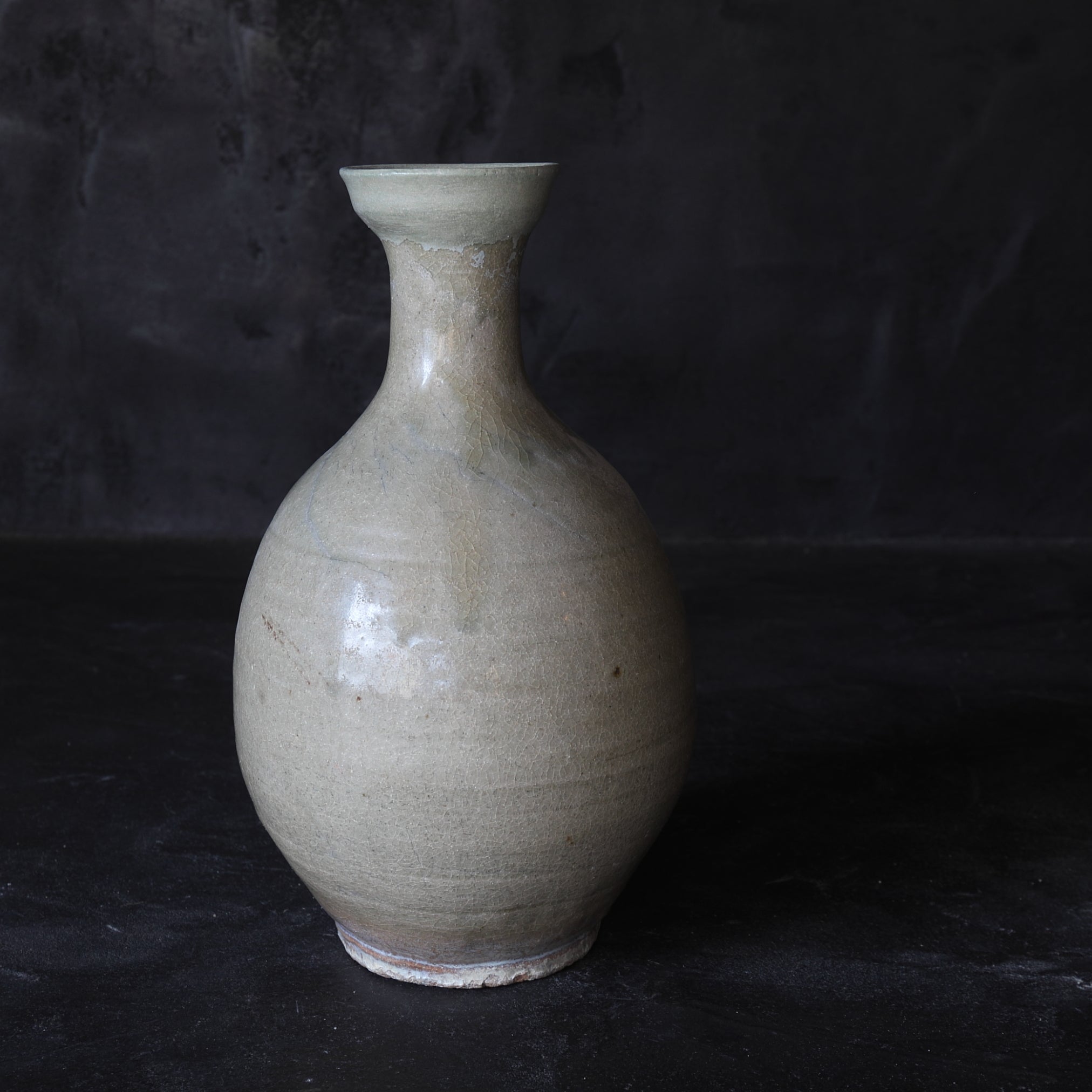 Ash glaze bottle Goryeo Dynasty/918-1392CE