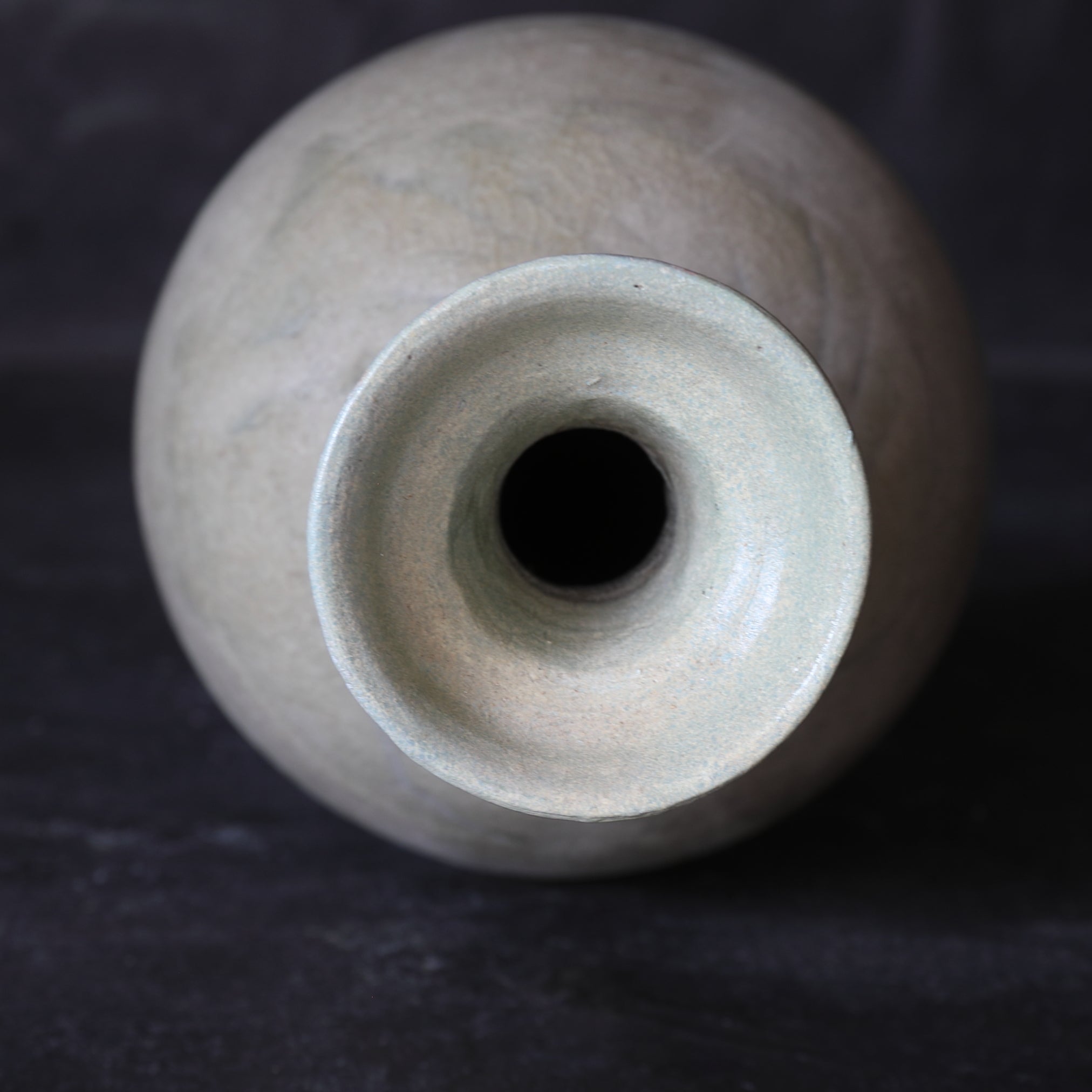 Ash glaze bottle Goryeo Dynasty/918-1392CE