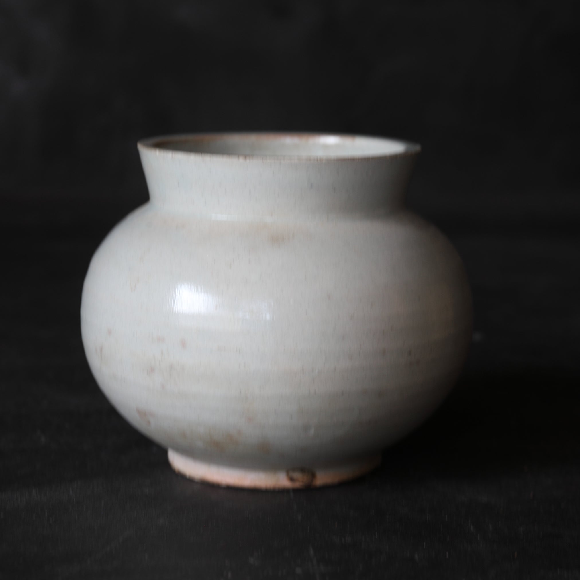 Korean Antique white porcelain jar Joseon Dynasty/1392-1897CE