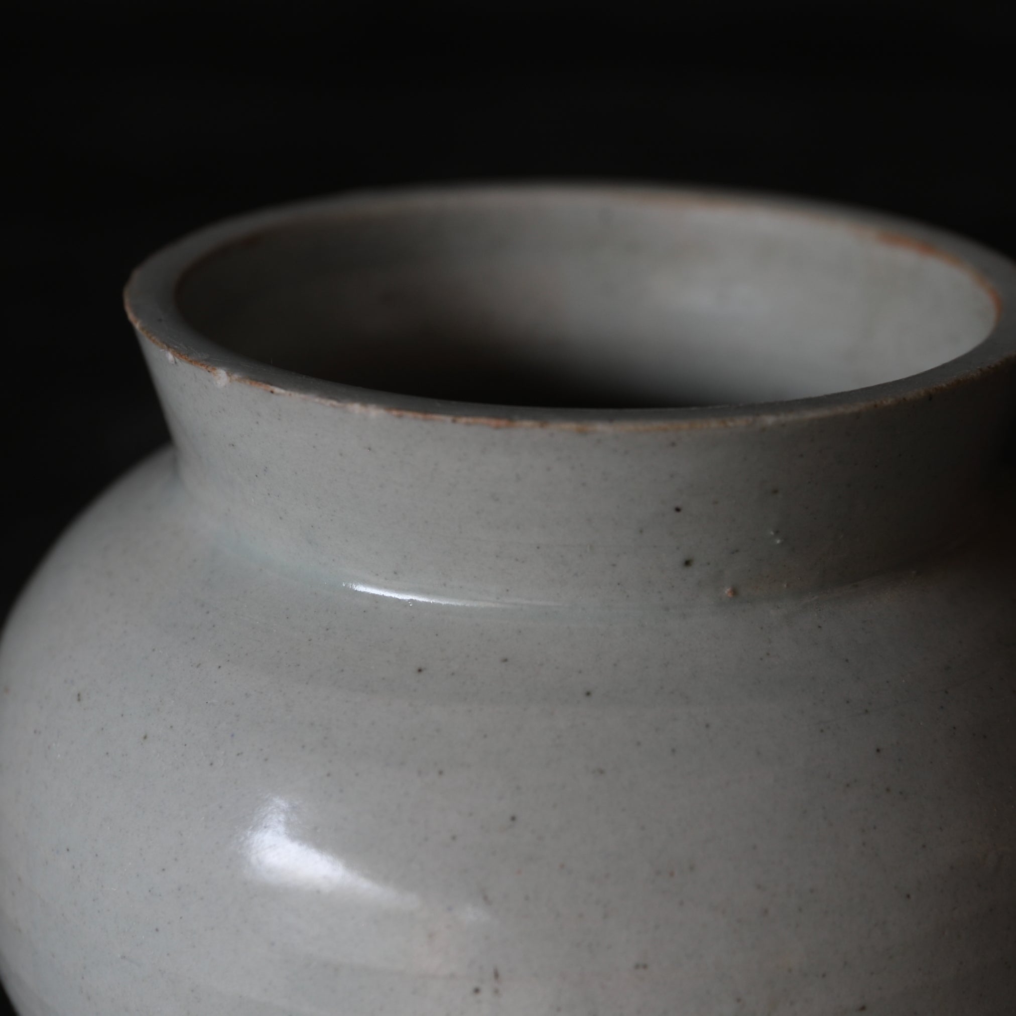 Korean Antique white porcelain jar Joseon Dynasty/1392-1897CE