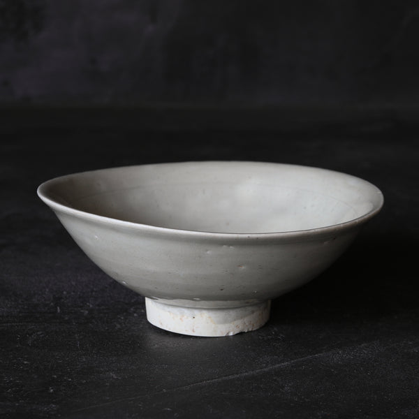 青瓷茶碗 宋/960-1279CE