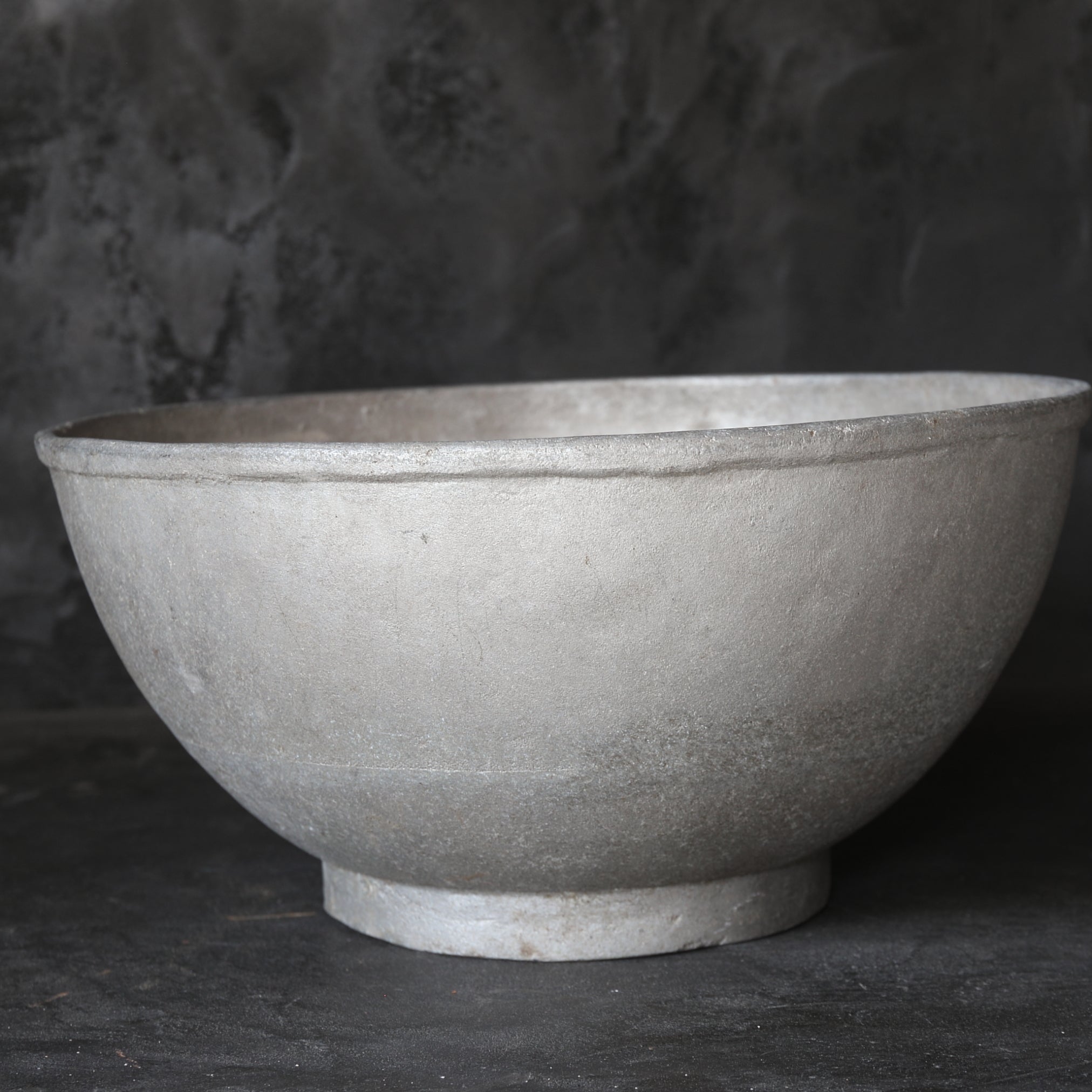 Extra-large duralumin bowl