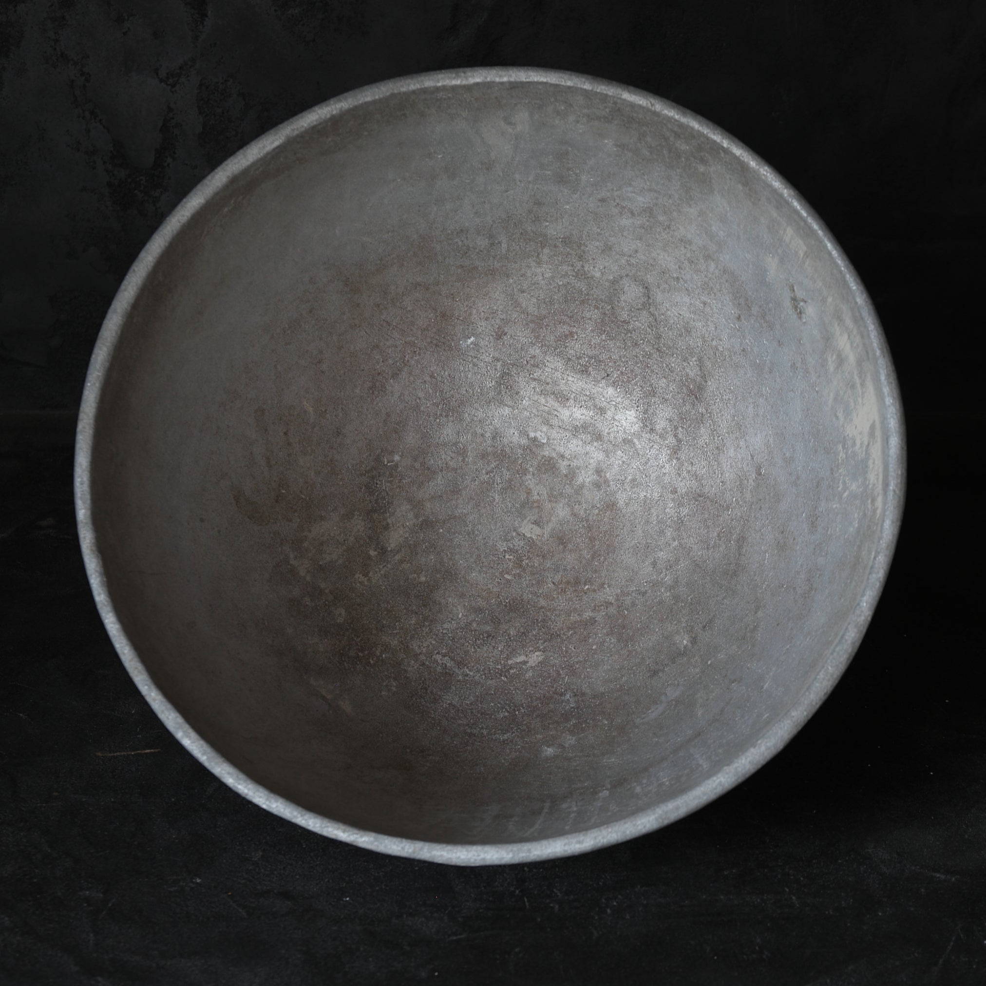 Extra-large duralumin bowl