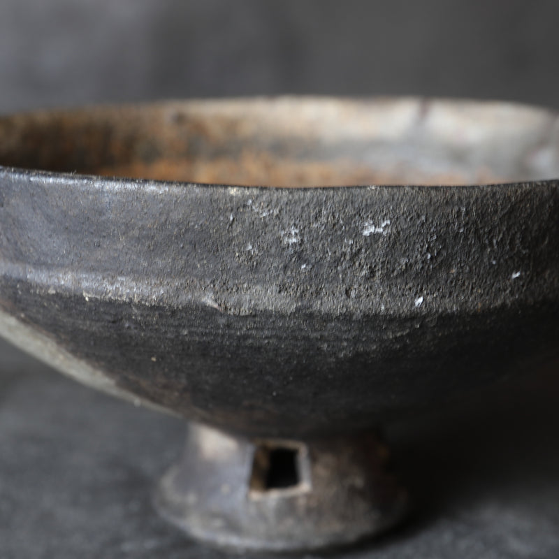 Sue ware Bowl with stand Kofun/250-581CE