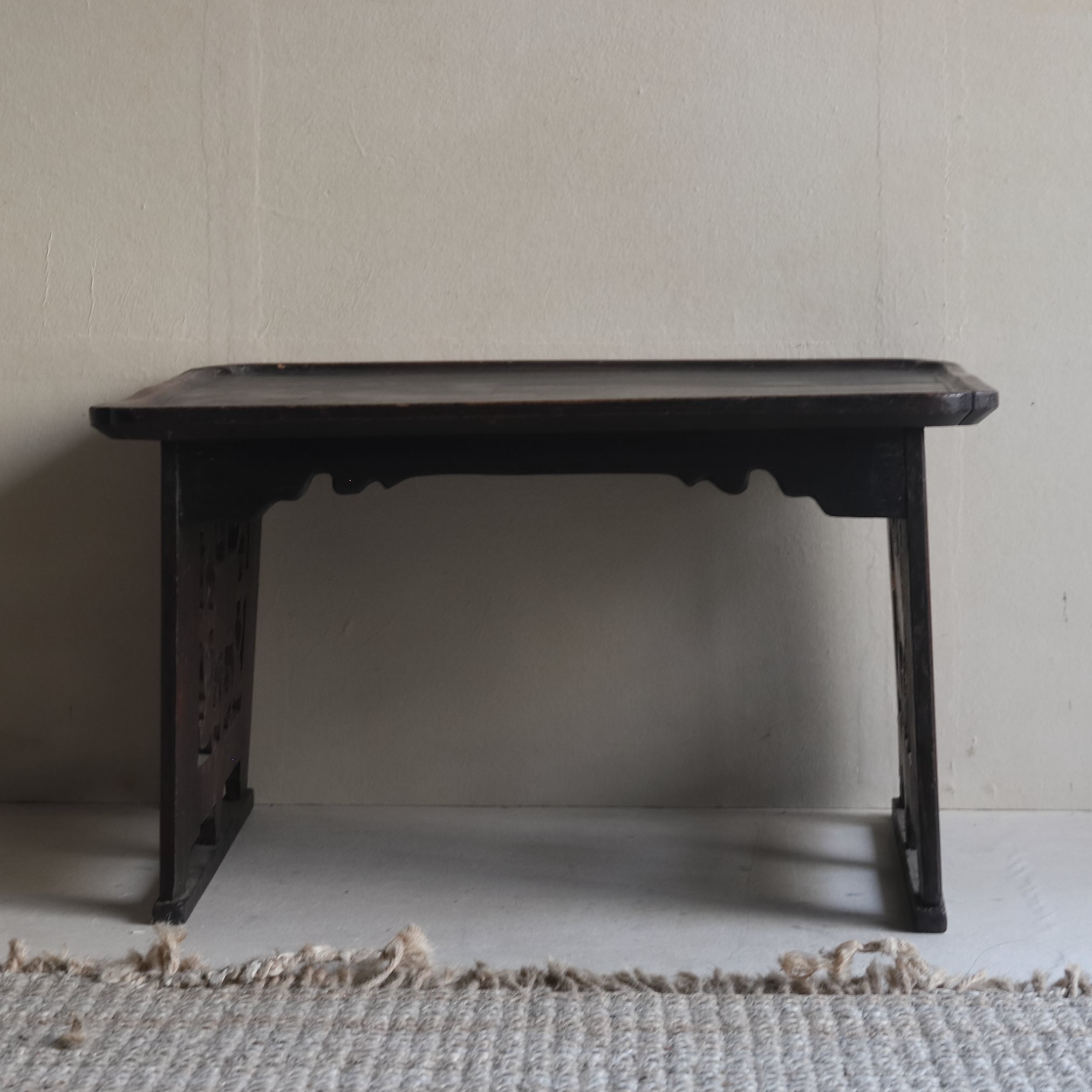 Korean Antique table Joseon Dynasty/1392-1897CE