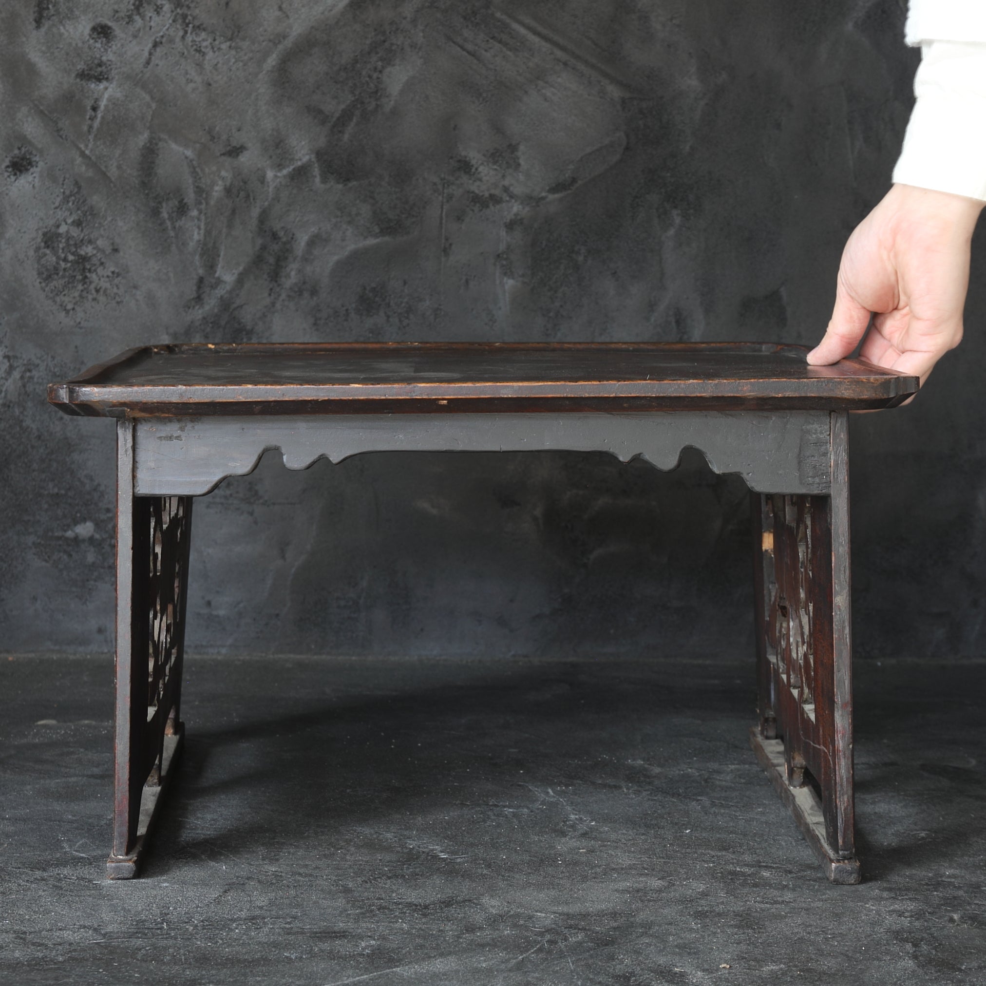 Korean Antique table Joseon Dynasty/1392-1897CE