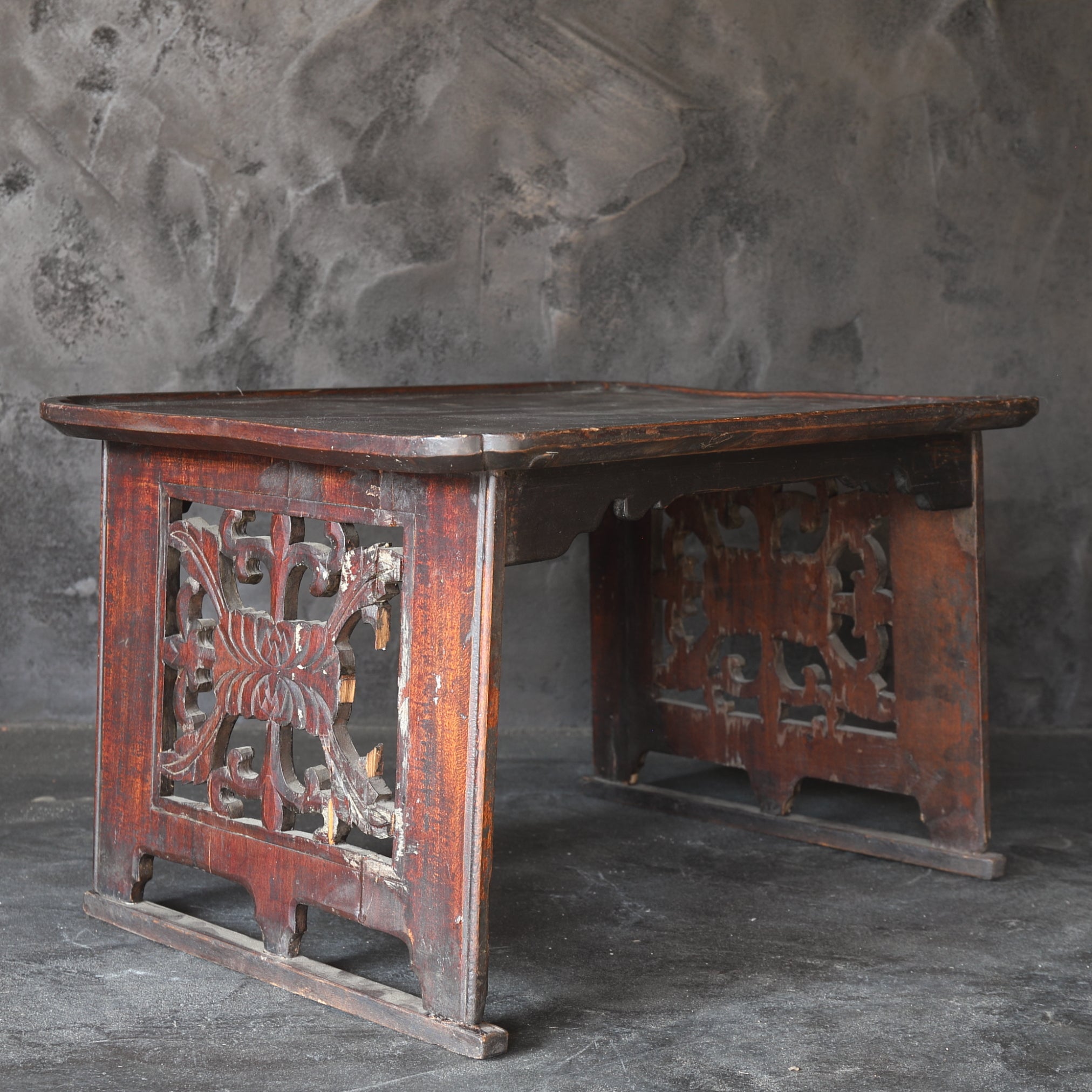 Korean Antique table Joseon Dynasty/1392-1897CE