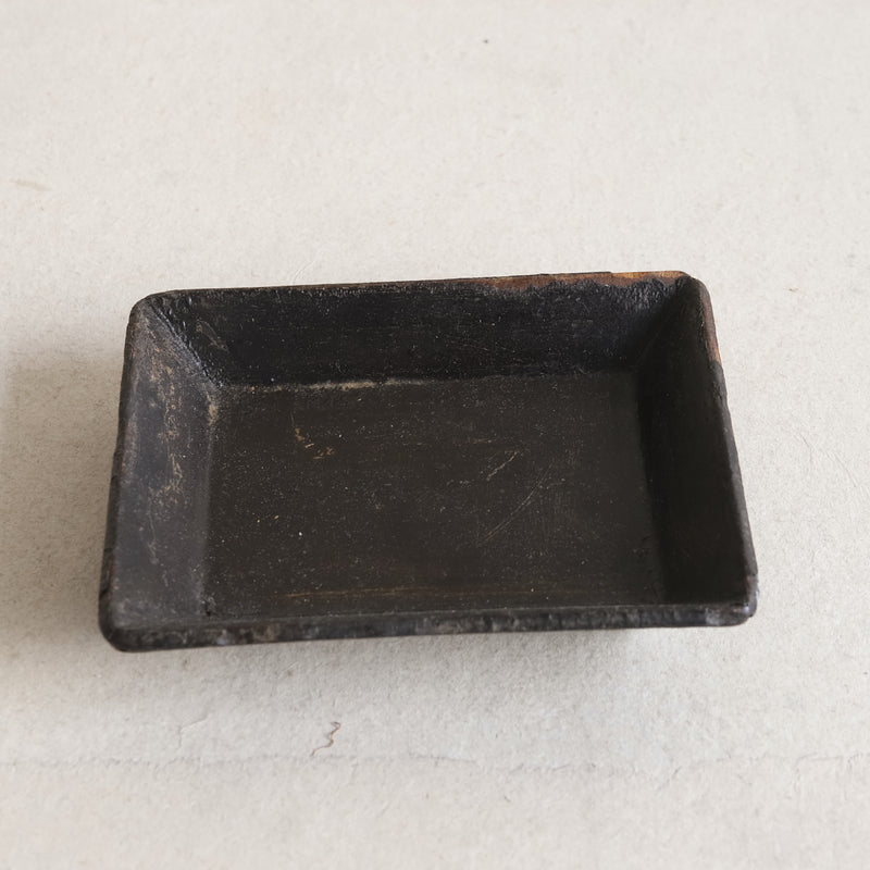 SQUARE WOODEN DISH, Joseon Dynasty（1392–1897CE）
