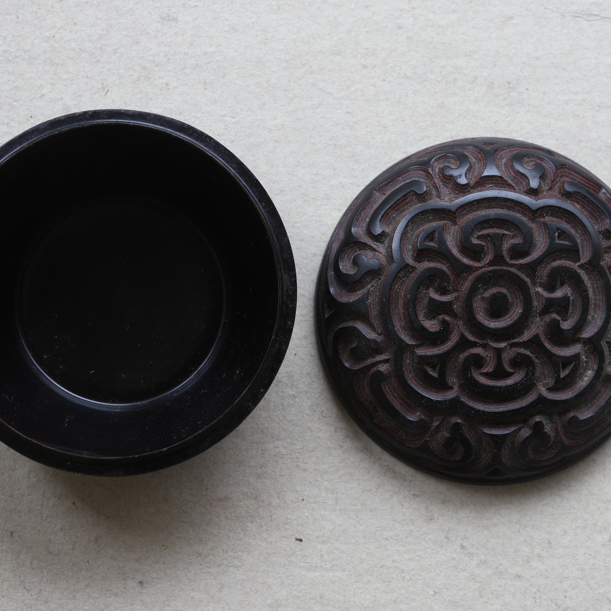 Black Lacquer incense case Qing Dynasty/1616-1911CE