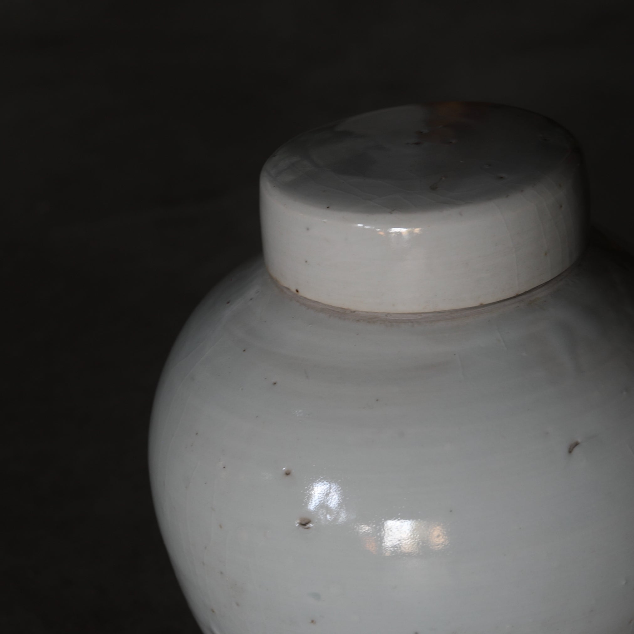 Korean Antique white porcelain jar with lid Joseon Dynasty/1392-1897CE