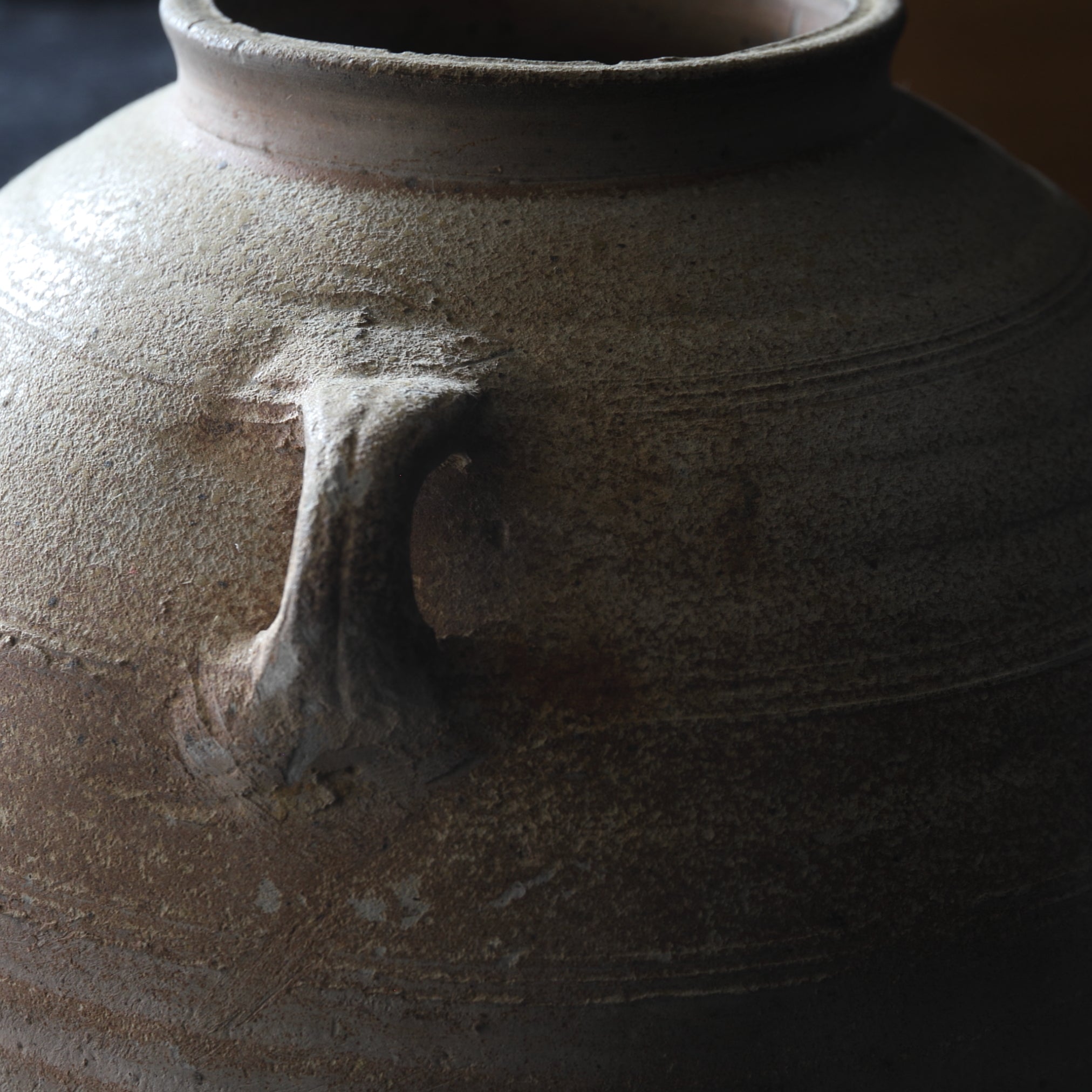 Jar with Two Handles Yue-zhou Ware Ash Glaze Han Dynasty/206BCE-220CE