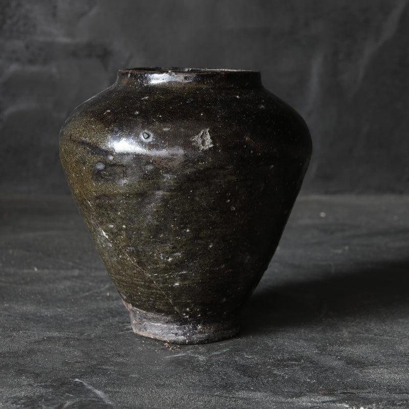 Goryeo Black Porcelain Jar Goryeo Dynasty/918-1392CE