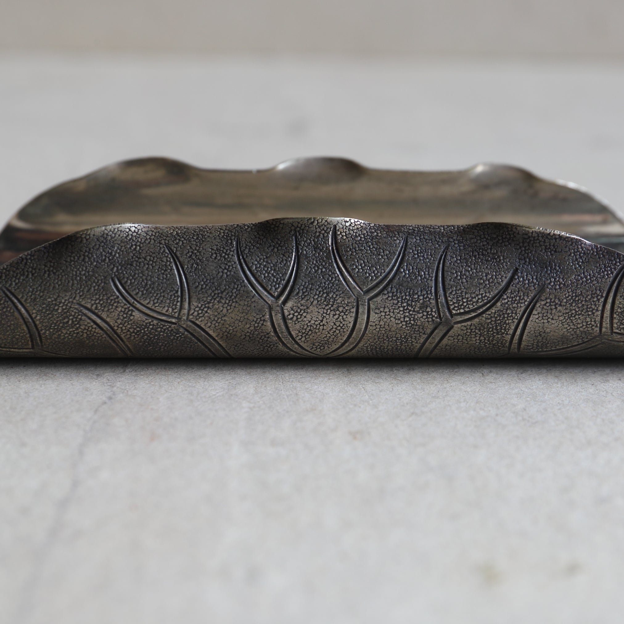 Antique silver lotus tea-leaf scoop 16th-19th century