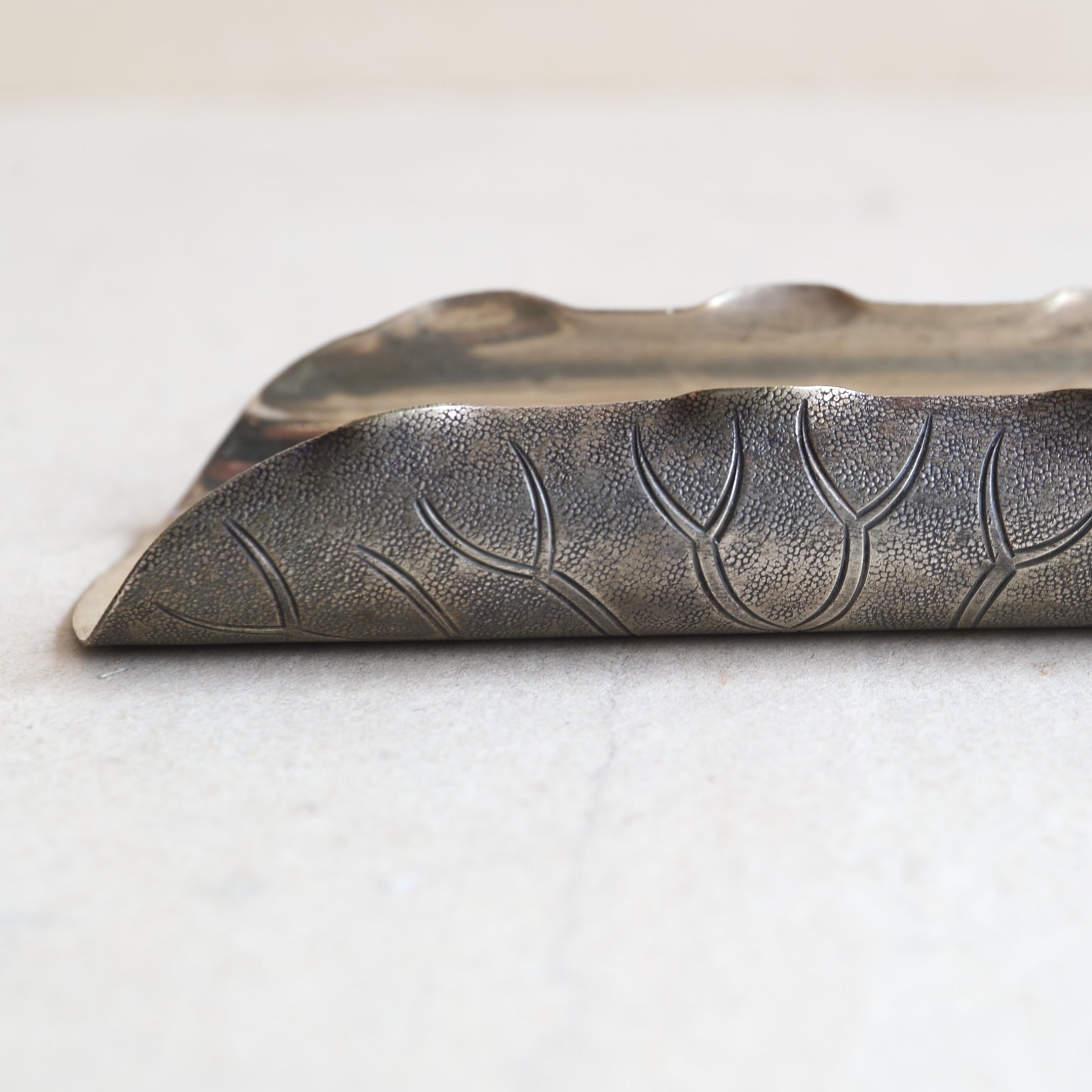 Antique silver lotus tea-leaf scoop 16th-19th century