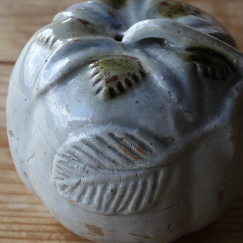 Korean Antique white porcelainceladonironwater drop