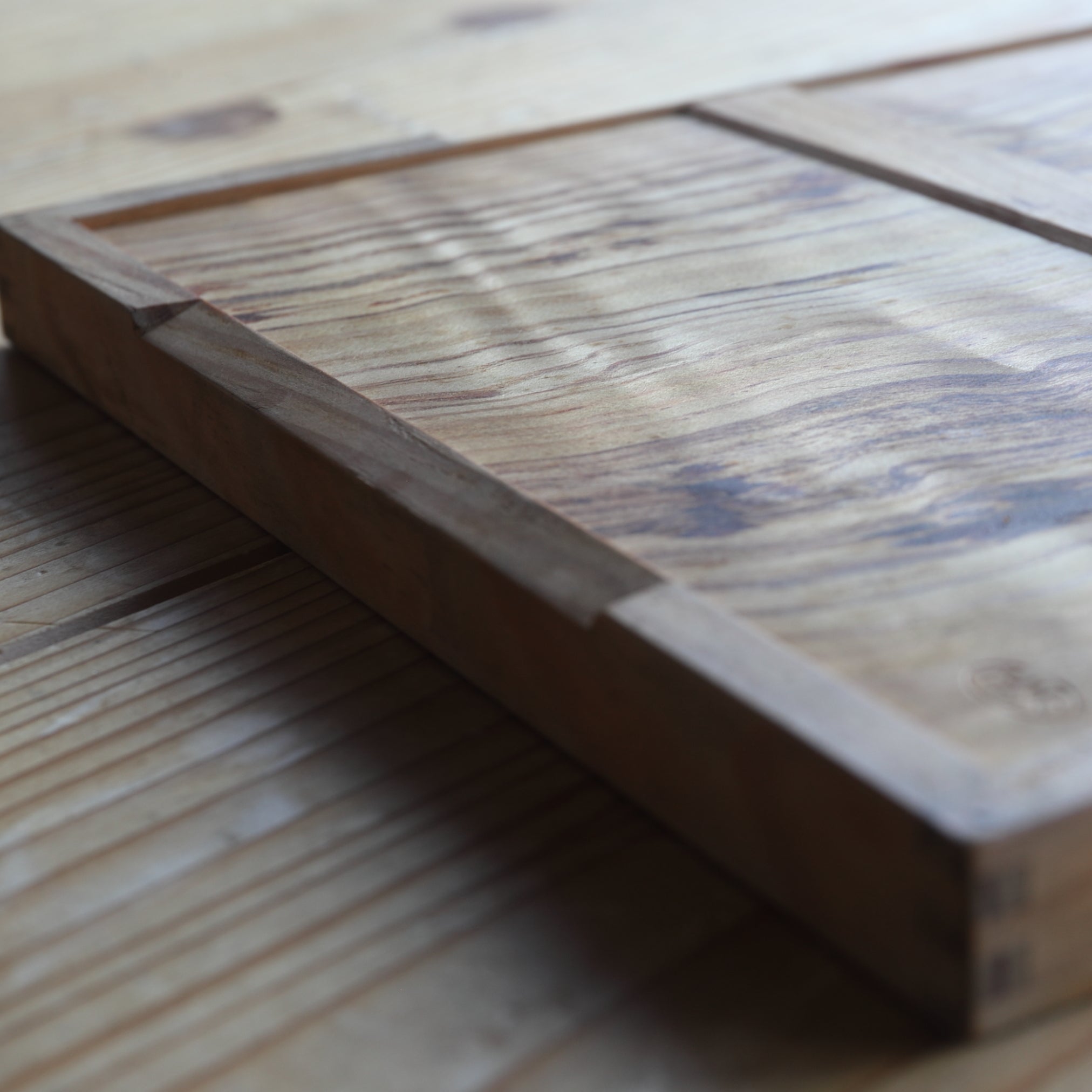 Solid wood sencha tray with beautiful grain