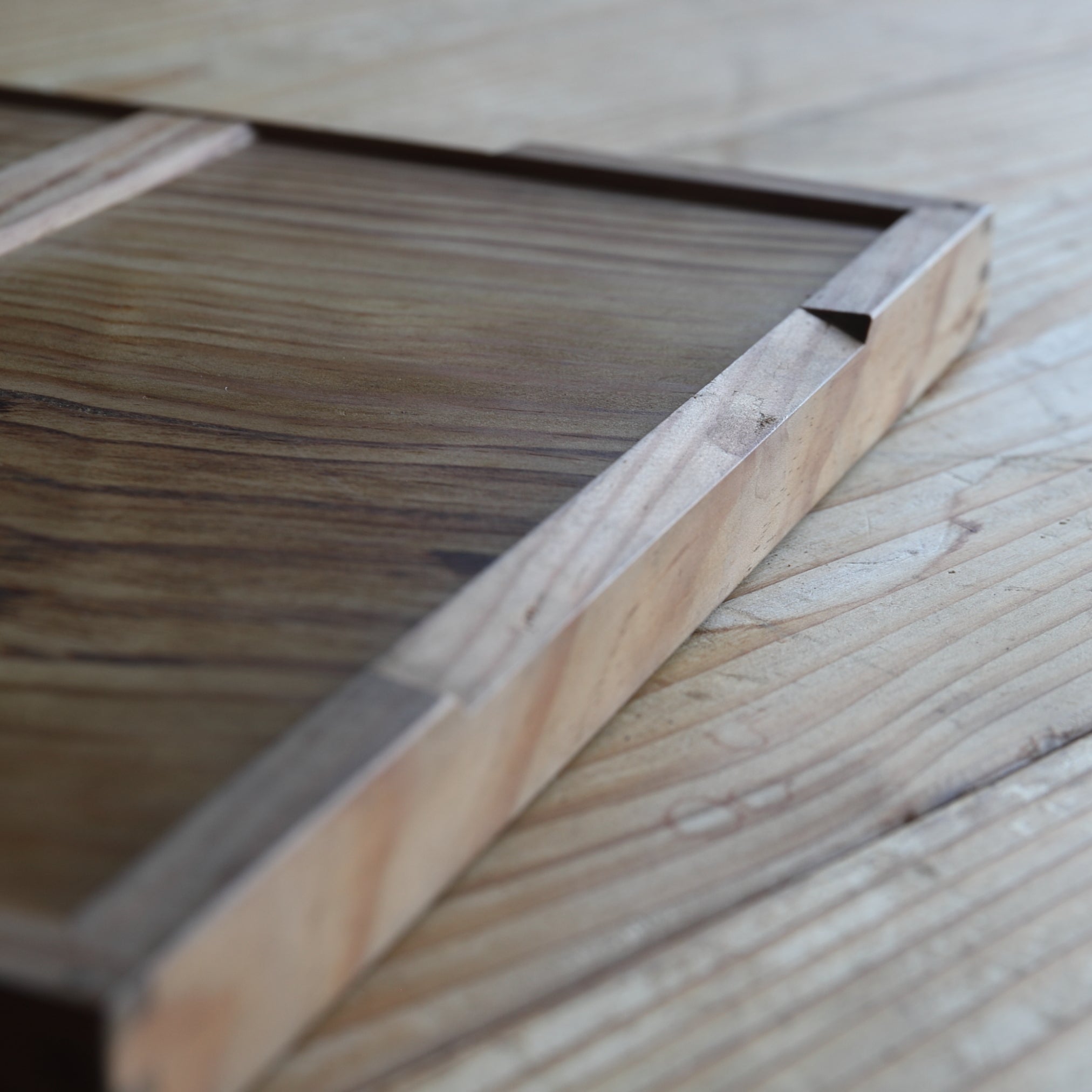 Solid wood sencha tray with beautiful grain