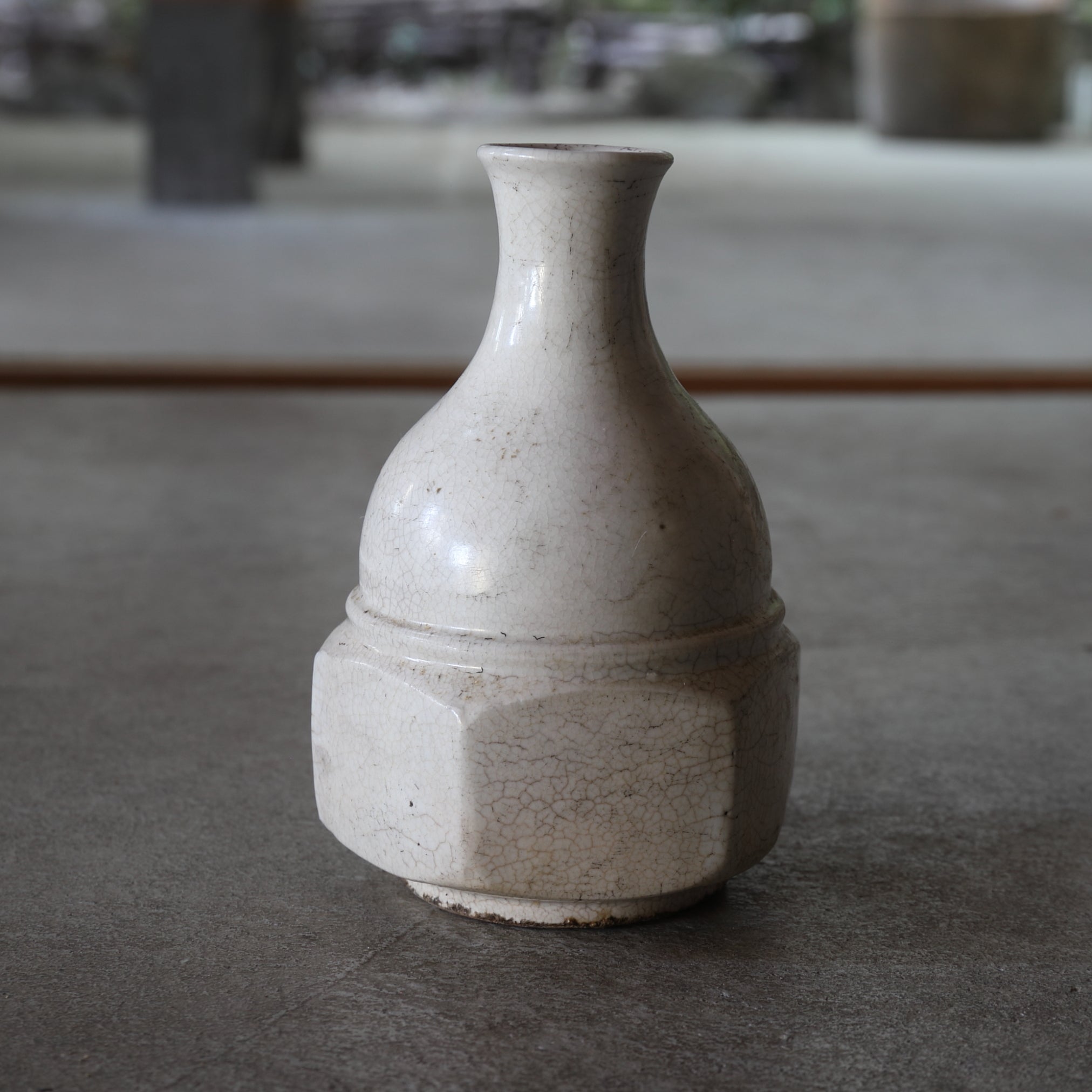 Korean Antique white porcelain chamfered bottle Joseon Dynasty/1392-1897CE