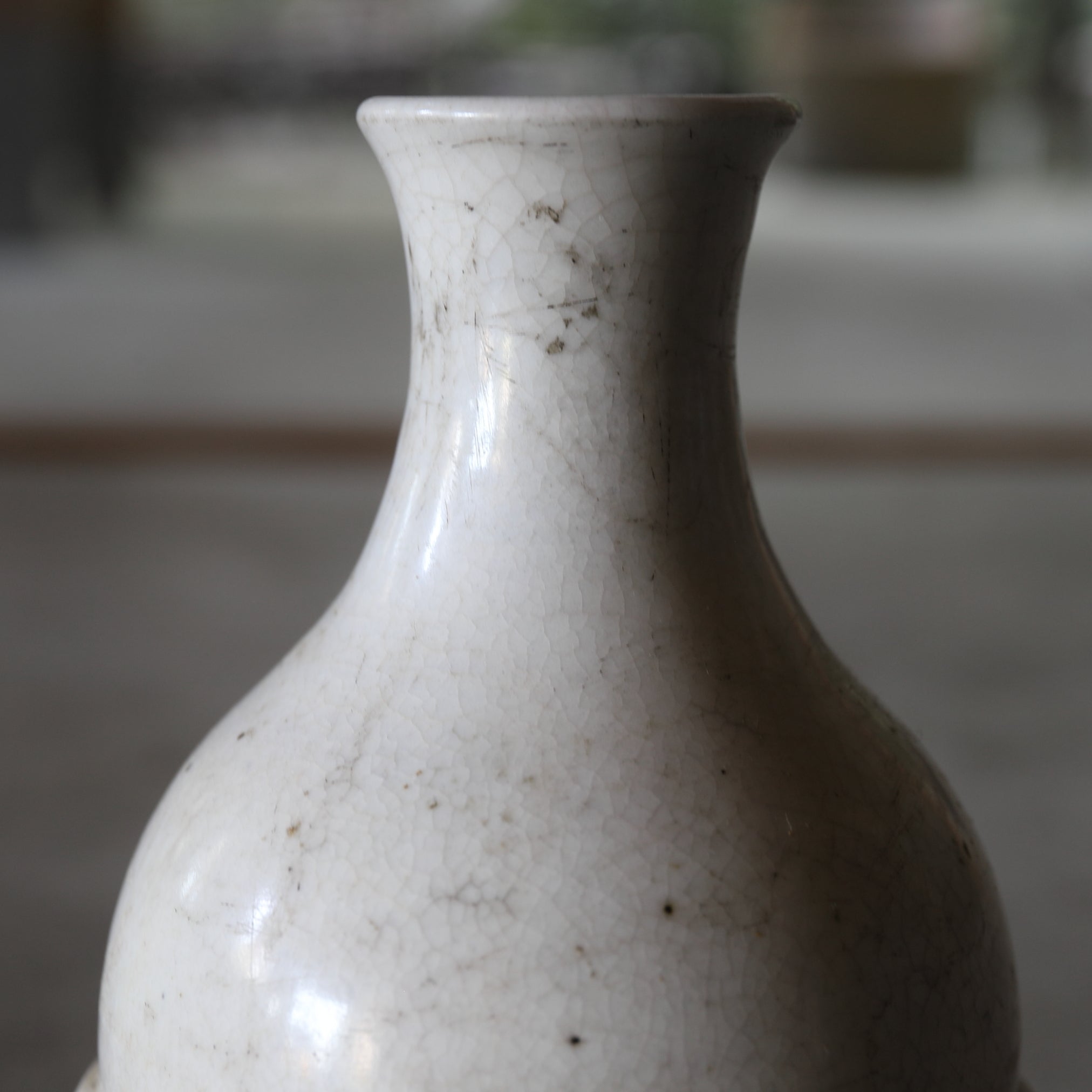 Korean Antique white porcelain chamfered bottle Joseon Dynasty/1392-1897CE